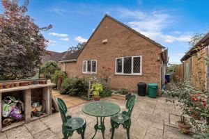 Photo 27- click for photo gallery